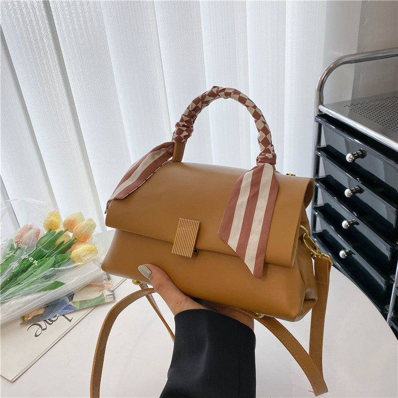Simple Elegant Commuter Shoulder Handbag - Dana Fashion