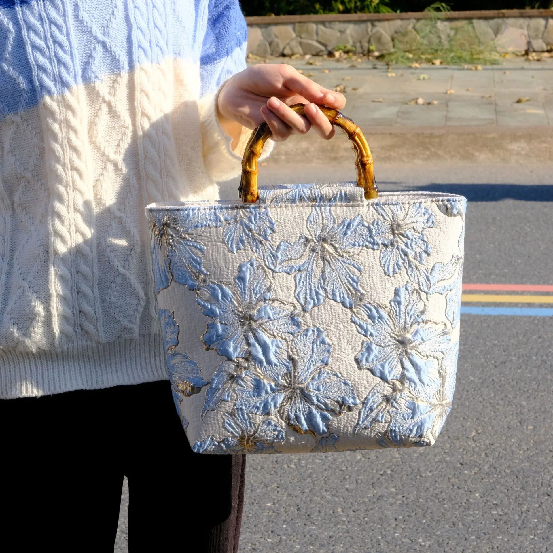 Women's Light Blue Bronzing Flower Canvas Bag - DanaFashionstore