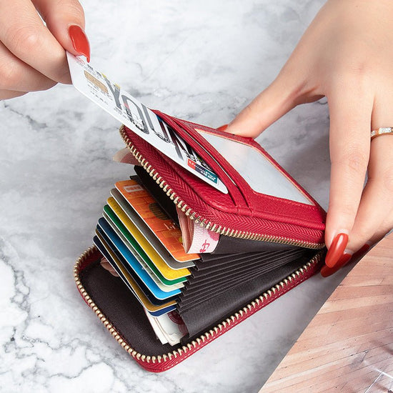 Card Holder Women's Anti-degaussing Mini And Simple Multi-function $12.75 Dana Fashion Color: Black Women's Bags Product information: Color: Black, Oak red, dark gray, brown, dark green, royal blue, purplish red Applicable Gender: Female Function: anti-th