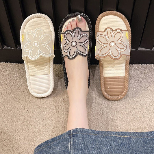 Cartoon Home Slippers For Women Summer $25.82 Dana Fashion Color: Beige Size: 36or37 Women's shoes Product information: Toe holder shape: round head Color: black, khaki, beige Shoe Upper material: PVC Size: 36-37 [smaller size],38-39 [smaller size],40-41