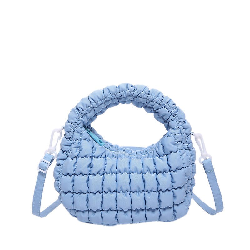 Casual Fashion Personalized Women's New Handbag $30.26 Dana Fashion Color: Sky Blue Size: 22X15X6.5CM Women's Bags Product information: Color: Milky White, black, sky blue, khaki, pink Material: Plush Size: 22*15 * 6.5cm Style: Fashion Packing list: Women