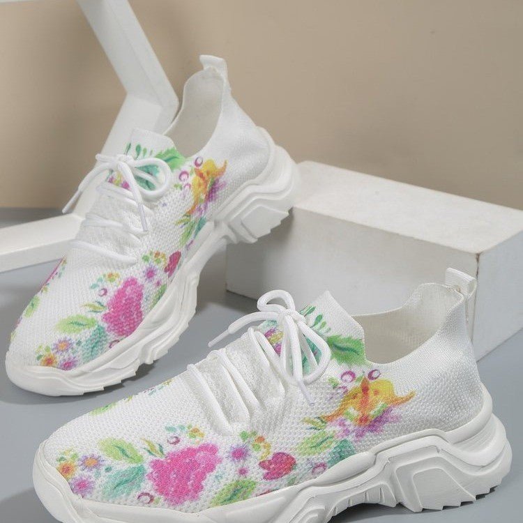 Casual Flower Sports Shoes Women Flat Bottom Plus Size $39.50 Dana Fashion Color: H17 Color Size: 35 Women's shoes Product information: Lining material: Mesh Upper height: low top Heel height: mid heel (3-5CM) Heel shape: flat heel Size: 35, 36, 37, 38, 3