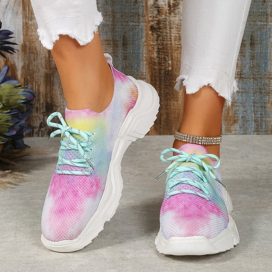 Casual Flower Sports Shoes Women Flat Bottom Plus Size $39.50 Dana Fashion Color: 18 Style Size: 35 Women's shoes Product information: Lining material: Mesh Upper height: low top Heel height: mid heel (3-5CM) Heel shape: flat heel Size: 35, 36, 37, 38, 39