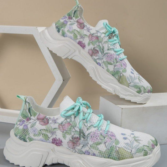 Casual Flower Sports Shoes Women Flat Bottom Plus Size $39.50 Dana Fashion Color: 18 Style Size: 35 Women's shoes Product information: Lining material: Mesh Upper height: low top Heel height: mid heel (3-5CM) Heel shape: flat heel Size: 35, 36, 37, 38, 39