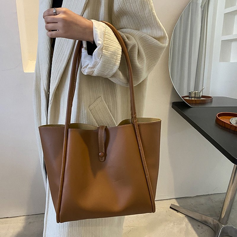 Casual Large Capacity Tote Bags For Women Fashion Solid Color Shopping Shoulder Bag With Wallet Ladies Handbag $36.50 Dana Fashion Color: Black Women's Bags Product information: Material:PU Style: fashionable and simple Features:Solid color Color: khaki,
