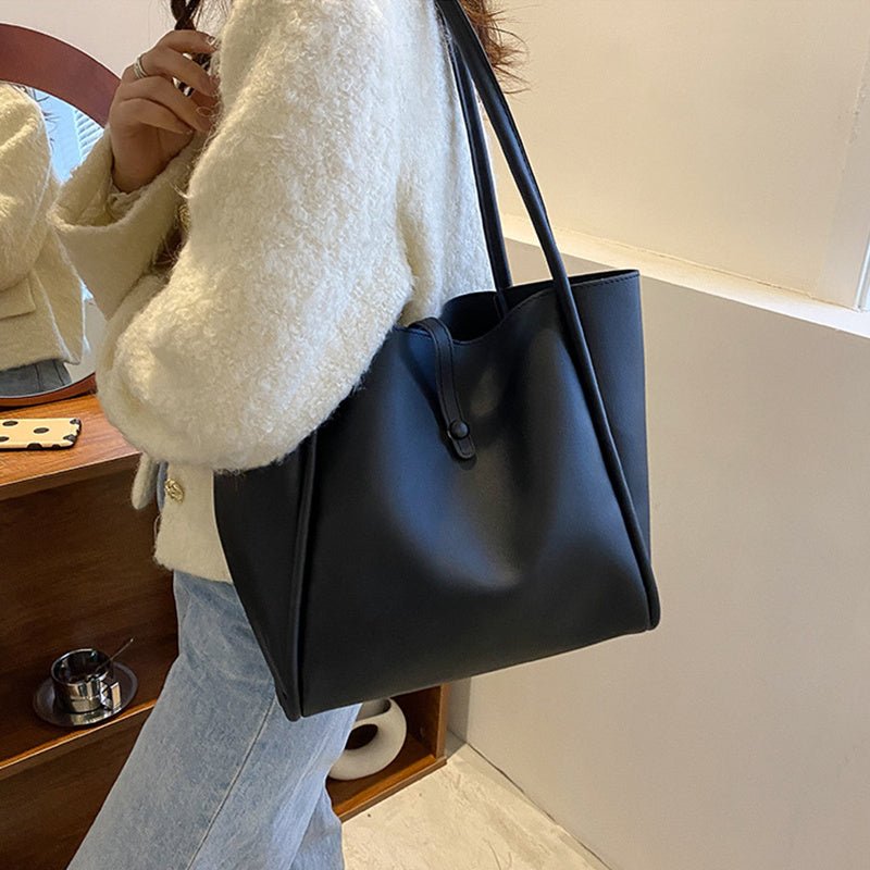 Casual Large Capacity Tote Bags For Women Fashion Solid Color Shopping Shoulder Bag With Wallet Ladies Handbag $36.50 Dana Fashion Color: Black Women's Bags Product information: Material:PU Style: fashionable and simple Features:Solid color Color: khaki,