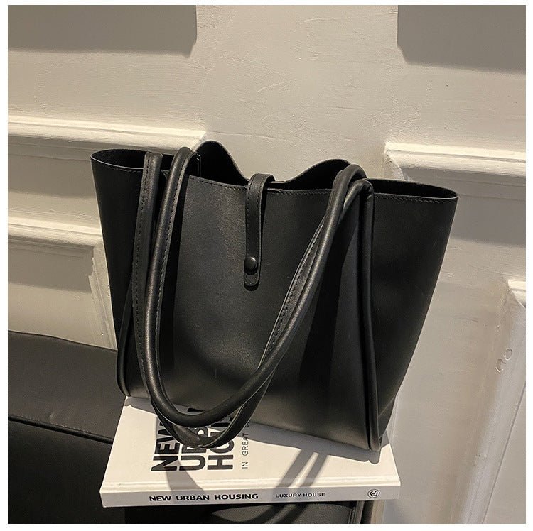 Casual Large Capacity Tote Bags For Women Fashion Solid Color Shopping Shoulder Bag With Wallet Ladies Handbag $36.50 Dana Fashion Color: Black Women's Bags Product information: Material:PU Style: fashionable and simple Features:Solid color Color: khaki,
