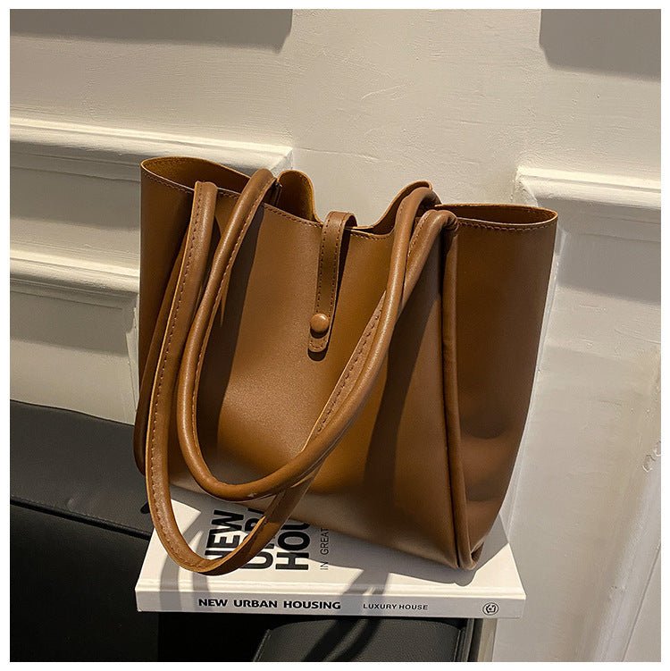 Casual Large Capacity Tote Bags For Women Fashion Solid Color Shopping Shoulder Bag With Wallet Ladies Handbag $36.50 Dana Fashion Color: Dark Brown Women's Bags Product information: Material:PU Style: fashionable and simple Features:Solid color Color: kh