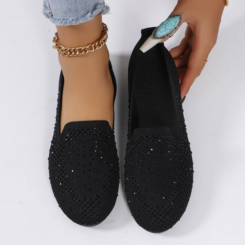 Casual Plus Size Solid Color Mesh With Diamond Shallow Mouth Soft Bottom Women's Flat-heeled Shoes $30.50 Dana Fashion Color: Black Size: 36 Women's shoes Product information: Pattern: solid color Lining material: cloth Applicable sports: Universal Color: