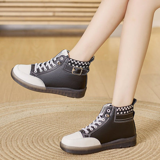 Casual Soft Bottom Wild Flat Shoes $46.59 Dana Fashion Color: White And Black Size: 35 Women's shoes Product information: Pattern: solid color Lining material: imitation leather Color: beige, white and black, beige with plush, black with fleece lining m U