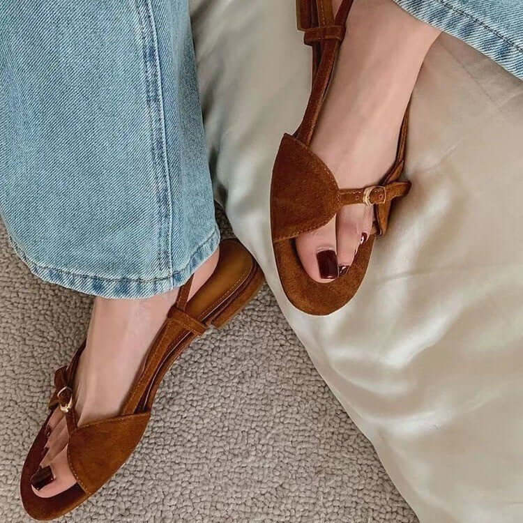 Casual Solid Color Round Toe Solid Color Women's Sandals $32.50 Dana Fashion Color: Dark Brown Size: 35 Women's shoes Product information: Applicable age: Adult Toe holder shape: round head Color: dark brown Popular elements: belt buckle Style: Korean sty