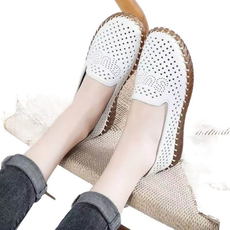 Casual Women's Shoes Soft Sole $35.90 Dana Fashion Color: Beige Size: 35 Women's shoes Product information: Lening material: PU Toe holder shape: round head Color: Milky White, Black Shoe Upper material: Satin Height: wedge heel (4 ~ 6cm) Size: 35.36,37.3