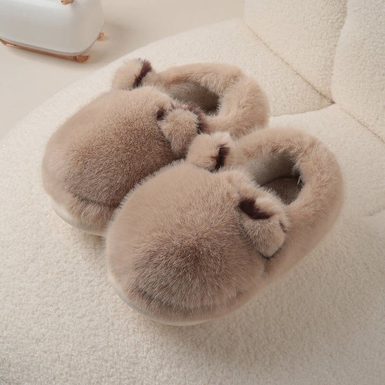Cat Like Cotton Slippers For Women Autumn And Winter Home And Household Use $95.90 Dana Fashion Color: Dark Grey bag style Shoe size: 40or41 Women's shoes Overview: Unique design, stylish and beautiful. Good material, comfortable feet. A variety of colors