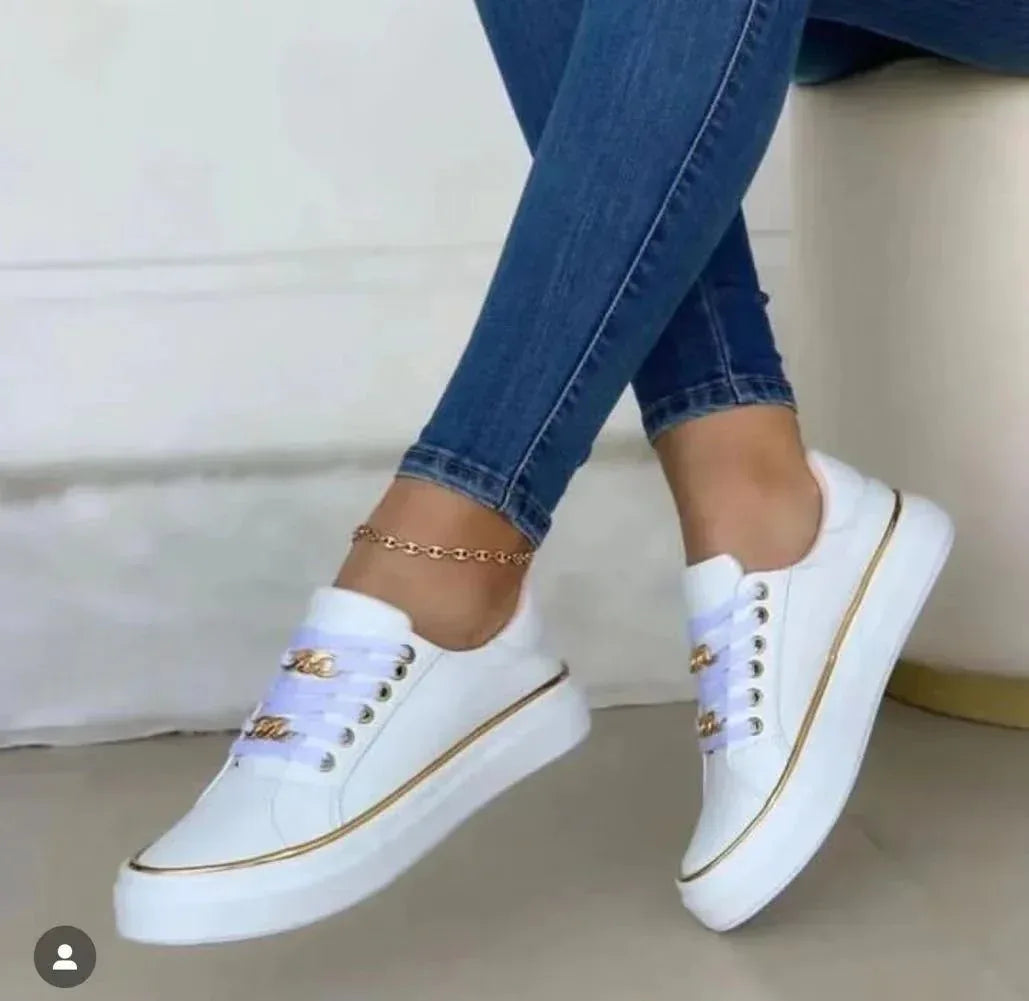 Women's Platform Chain Sports Style Low-top Shoes - DanaFashionstore