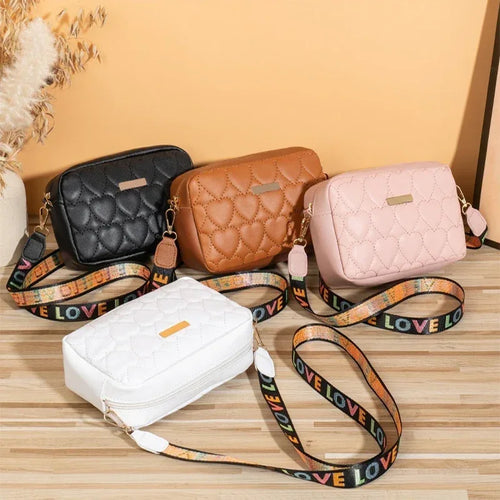 All-matching Casual Heart-shaped Embroidered Bag - DanaFashionstore