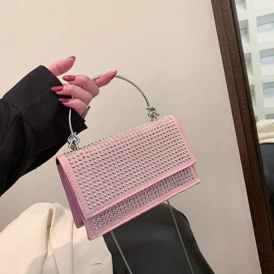 Chain Shoulder Bag Trendy Simple $25.00 Dana Fashion Color: Pink Women's Bags Product information: Lining texture: synthetic leather Applicable scenarios: Daily matching Color: black, silver, Rose Red, colorful, pink, purple Outer bag type: Sandwich pocke