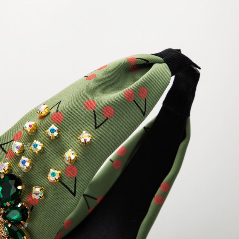 Cherry Print Mid-knot Headband Temperament Wild Headwear $19.00 Dana Fashion Color: Beige Women's Accessories Product information: Processing Technology: Handmade Color: green, beige, champagne, Gray Applicable people: women Material: Velvet Popular eleme