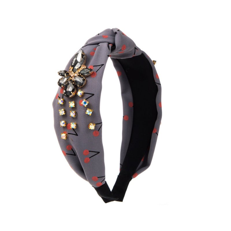 Cherry Print Mid-knot Headband Temperament Wild Headwear $19.00 Dana Fashion Color: Gray Women's Accessories Product information: Processing Technology: Handmade Color: green, beige, champagne, Gray Applicable people: women Material: Velvet Popular elemen