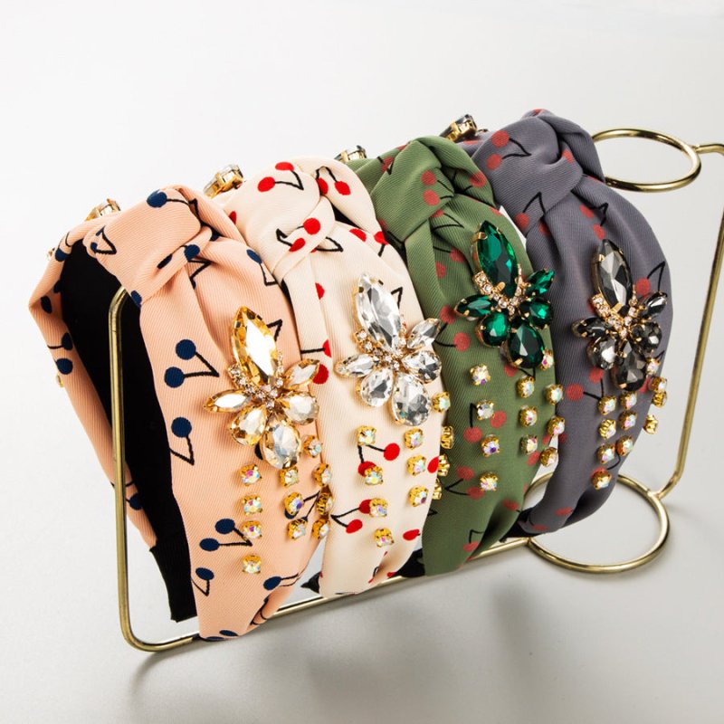 Cherry Print Mid-knot Headband Temperament Wild Headwear $19.00 Dana Fashion Color: Beige Women's Accessories Product information: Processing Technology: Handmade Color: green, beige, champagne, Gray Applicable people: women Material: Velvet Popular eleme