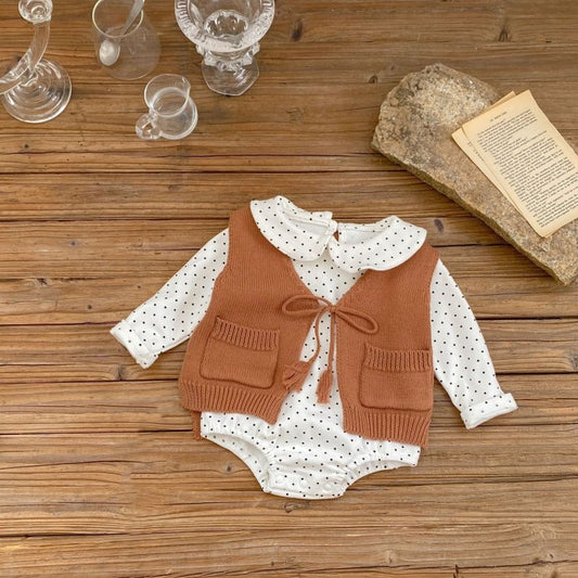 Children's Cardigan Knitted Tassel Tie Vest $30.55 Dana Fashion Color: Apricot White Child size: 100cm Baby Clothing Product information: Fabric name: Cotton Main fabric composition: cotton Main fabric component content: 100% Collar type: V-shaped collar