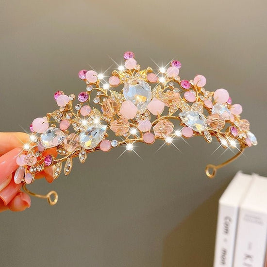 Children's Children's Crown Headdress Girls Princess Crown Hair Clip $23.50 Dana Fashion Color: 20Ask Snow Women's Accessories Product information: Pattern: Cross/Crown/Roman numerals Treatment Process: Electroplating Type: Hair accessories suit Color: 1#