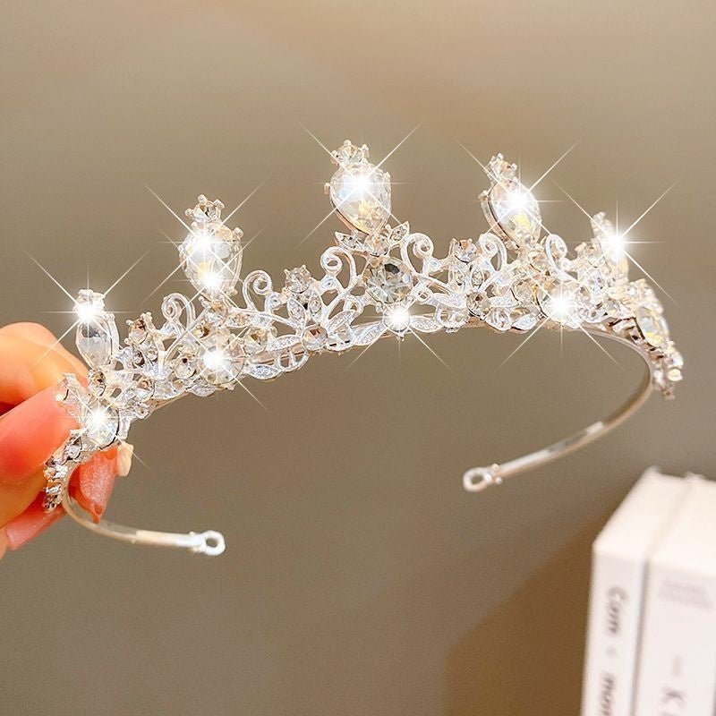 Children's Children's Crown Headdress Girls Princess Crown Hair Clip $23.50 Dana Fashion Color: 27Ruoyan Women's Accessories Product information: Pattern: Cross/Crown/Roman numerals Treatment Process: Electroplating Type: Hair accessories suit Color: 1# d