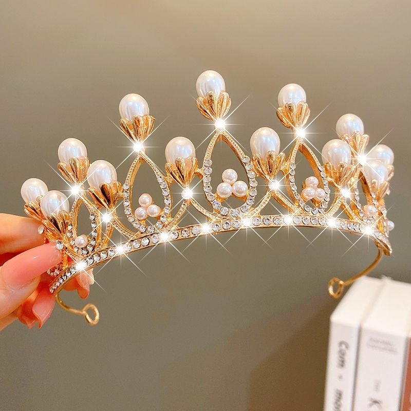 Children's Children's Crown Headdress Girls Princess Crown Hair Clip $23.50 Dana Fashion Color: 19Sweet Butterfly Women's Accessories Product information: Pattern: Cross/Crown/Roman numerals Treatment Process: Electroplating Type: Hair accessories suit Co