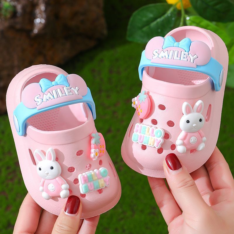 Children's Slippers Summer Cute Outdoor Soft Bottom Non-slip Boys And Girls Sandals Infant Kid Baby Hole Shoes $12.69 Dana Fashion Color: Flower Bear Green size: 120 Baby & Mother Product information: Pattern: Cartoon Whether there is light: no Color: pin