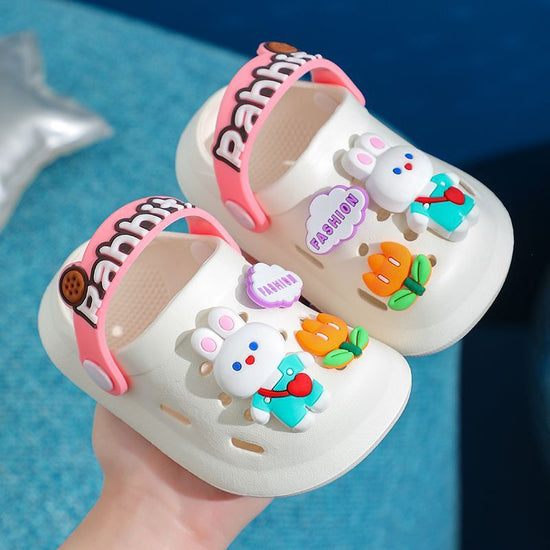 Children's Slippers Summer Cute Outdoor Soft Bottom Non-slip Boys And Girls Sandals Infant Kid Baby Hole Shoes $31.22 Dana Fashion Color: Flower Rabbit White size: 120 Baby & Mother Product information: Pattern: Cartoon Whether there is light: no Color: p
