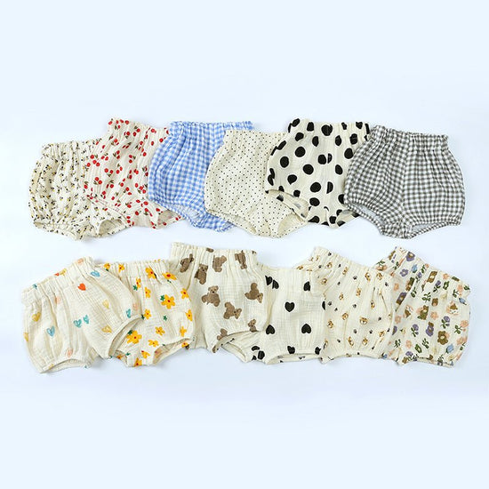Children's Summer Cute Printed Loose Shorts $18.95 Dana Fashion Color: Bear Suitable For Height: 100cm Baby Clothing Product information: Pattern: stripes, flowers Color: red cherry, orange love heart, black love heart, yellow flower, coffee apricot grid,