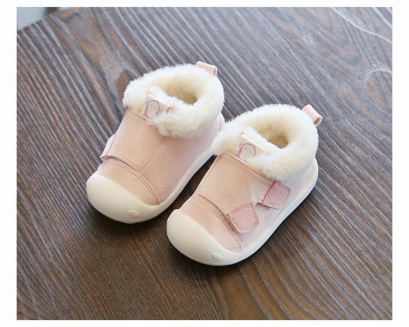 Children's Toddler Shoes $45.89 Dana Fashion Color: Pink Size: 14 style: With Logo Baby & Mother Product category: cotton shoes Upper material: velvet Function: warm, wear-resistant, non-slip 14 yards / inner length 12cm, 15 yards / inner length 12.5cm, 1