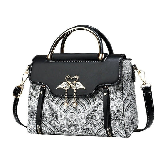 Chinese Style Embroidery Women's Handbag $46.25 Dana Fashion Color: Beige Size: 23X11X18X7 Women's Bags Product information: Lining texture: Polyester Applicable scenarios: Daily matching Color: black, khaki, beige, Blue Outer bag type: Sandwich pocket Ha
