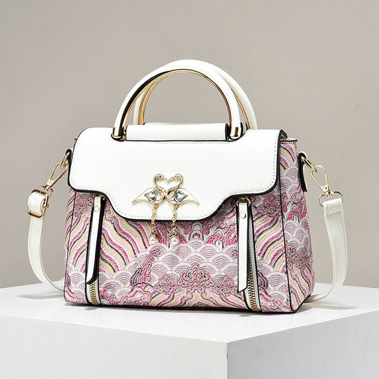 Chinese Style Embroidery Women's Handbag $46.25 Dana Fashion Color: Beige Size: 23X11X18X7 Women's Bags Product information: Lining texture: Polyester Applicable scenarios: Daily matching Color: black, khaki, beige, Blue Outer bag type: Sandwich pocket Ha