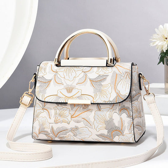 Chinese Style Printed Trendy Women's Shoulder Messenger Bag $32.99 Dana Fashion Color: White Size: 23cmX11cmX18cm Women's Bags Product information: Lining texture: Polyester Applicable scenario: Daily matching Color: pink, black, green, white, khaki Outer