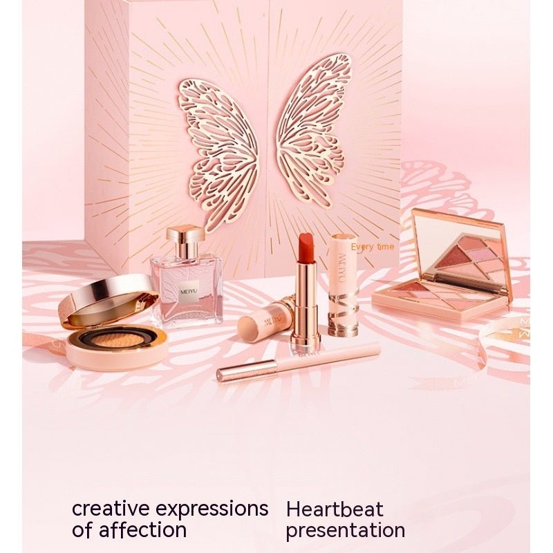 Christmas For Girls Cosmetics Lipstick Set Of Beauty Gift Box $195.00 Dana Fashion Color Classification: Gift Box 2 makeup Product information: Applicable people: general Applicable skin type: Universal Color classification: bloom silk satin four-layer gi