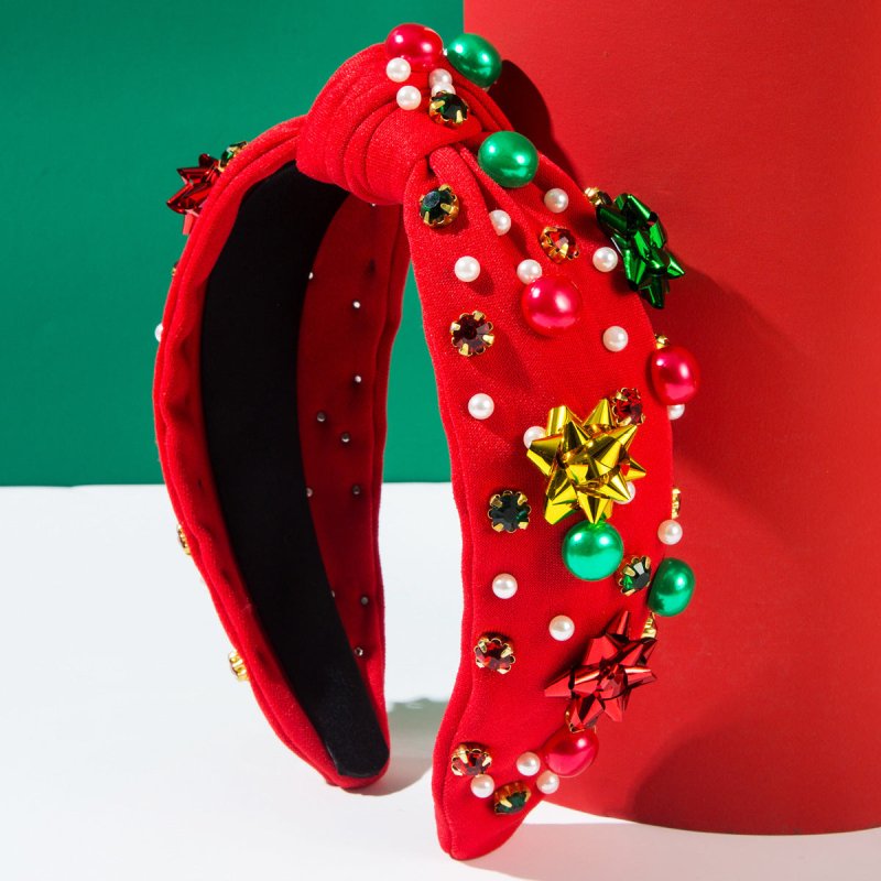 Christmas Headband Red Green Plastic Flowers Accessories Pearl Headband $26.61 Dana Fashion Color: Red Women's Accessories Product information: Color: red, green, FG823-Green, FG823-Red Applicable people: women Material: Pearl Popular elements: Pearl Styl