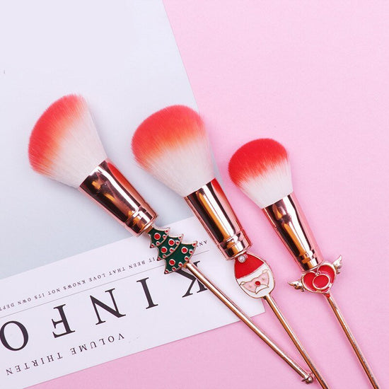 Christmas moose makeup brush set brush $49.33 Dana Fashion Color: Rose gold makeup Soft quality fiber hair Every bristles are strictly screened Its fiber has good sticky strength and is a good material for painting. Soft and smooth ~ protects delicate ski
