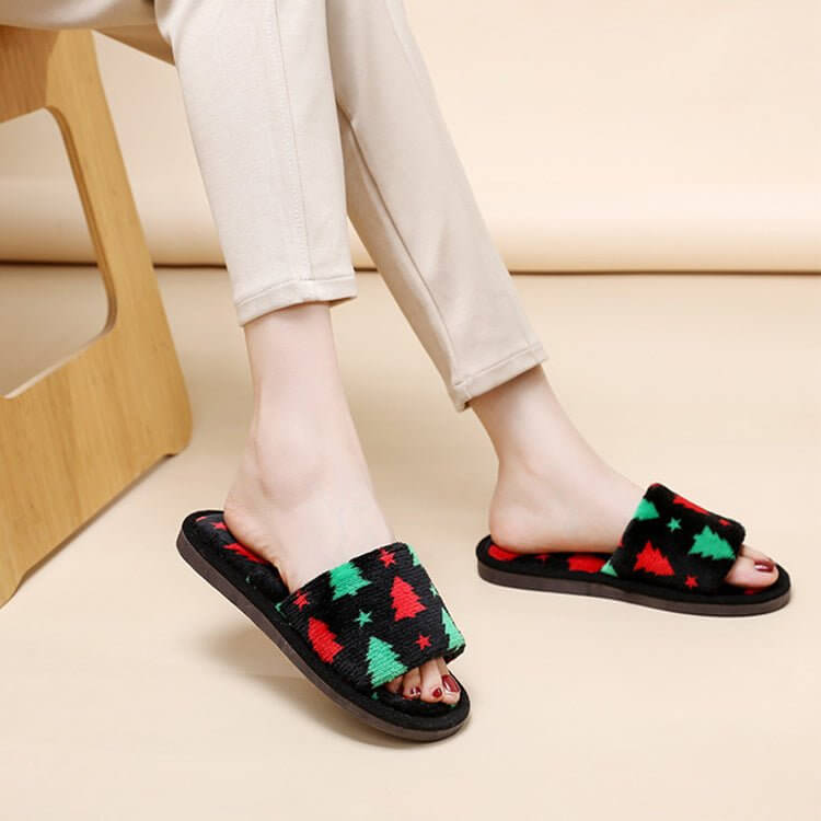 Christmas Tree Home Slippers Fashion Floor Bedroom Open-toe Plush Slippers For Women Fuzzy House Shoes $25.00 Dana Fashion Color: Christmas Tree Black Size: 36to37 Women's shoes Overview: Unique design, stylish and beautiful. Good material, comfortable fe
