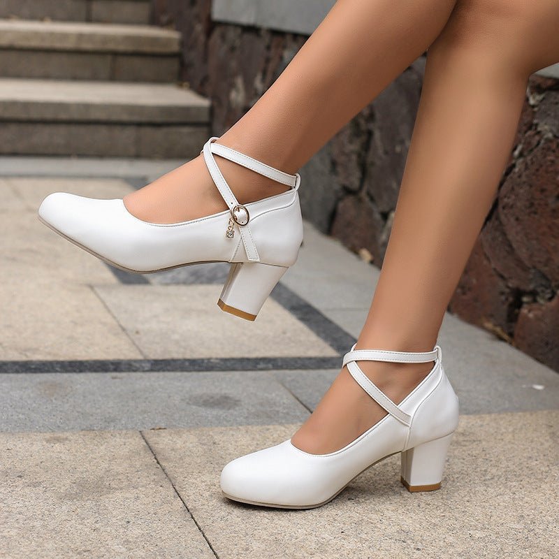 Chunky Heel High Heel Shoes Mary Jane Shoes Work Shoes $53.36 Dana Fashion Color: Black Size: 34 Women's shoes Product information: Color: black, white Upper height: low top Heel height: high heel (6-8CM) Heel shape: chunky heel Size: 34,35,36,37,38,39,40