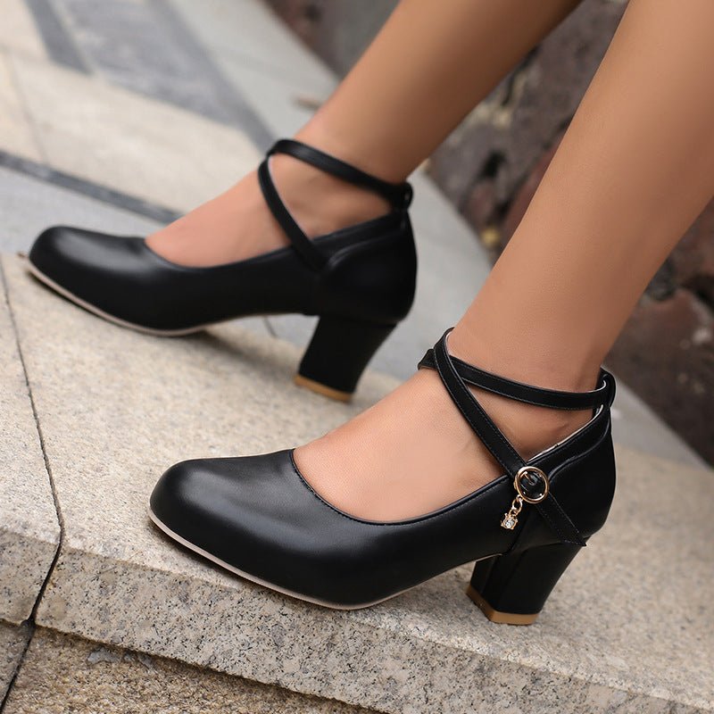 Chunky Heel High Heel Shoes Mary Jane Shoes Work Shoes $53.36 Dana Fashion Color: Black Size: 34 Women's shoes Product information: Color: black, white Upper height: low top Heel height: high heel (6-8CM) Heel shape: chunky heel Size: 34,35,36,37,38,39,40