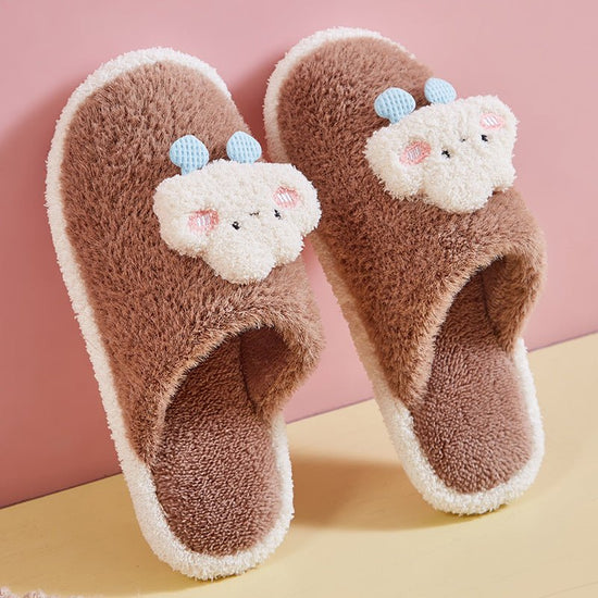 Clouds Couple Cotton Slippers Unisex Household Autumn And Winter Cartoon $28.66 Dana Fashion Color: Brown Size: 40to41 Women's shoes Product information: Pattern: Cartoon Lining material: Fluff Color: green, coral red, gray, brown, yellow Heel height: abo
