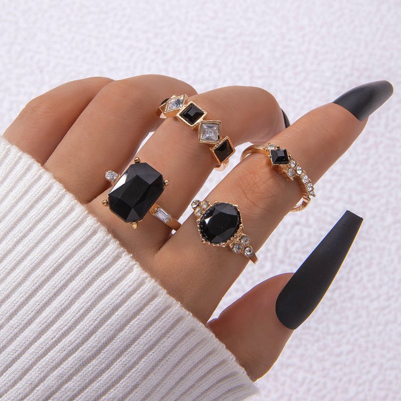 Color Diamond Four-piece Ring $12.00 Dana Fashion Color: 23643black Women's Accessories Product information: Type: Ring Treatment Process: Electroplating Color: 23643-Green, 23643-Rose Red, 23643-blue, 23643-silver Green, 23643-black, 23643-Silver Rose Re