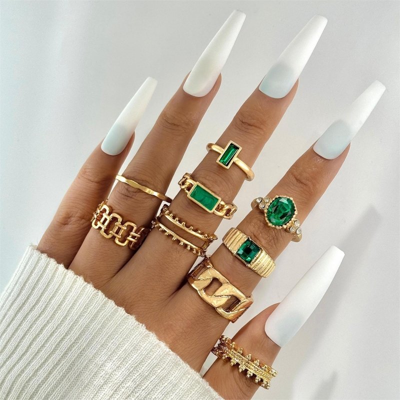 Color Diamond Four-piece Ring $12.00 Dana Fashion Color: 26517gold Women's Accessories Product information: Type: Ring Treatment Process: Electroplating Color: 23643-Green, 23643-Rose Red, 23643-blue, 23643-silver Green, 23643-black, 23643-Silver Rose Red
