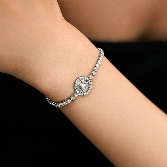 Color-preserving Light Luxury Full Zircon Exquisite Bracelet $21.37 Dana Fashion Color: KB0543 Purity: 18K Women's Accessories Product information: Treatment Process: Diamond Color: KB0543 Material: Copper Purity: 18K Shape: Geometry Popular elements: cha