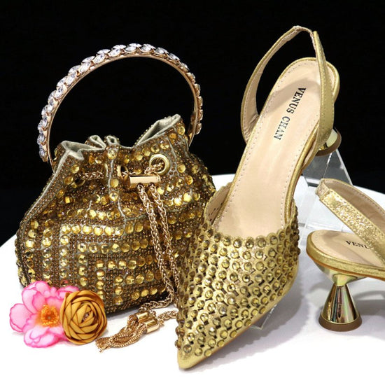 Colorful Stone Bucket Handbag With Pointed Toe Women's Pumps Middle Heel $169.00 Dana Fashion Color: Gold Size: 37 Women's shoes Product information: Pattern: Abstract Lining material: PU Color: black, silver, wine red, blue, green, gold, Champagne Heel h