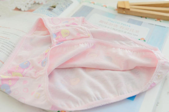 Comfortable Cotton Children'S Briefs Cartoon Baby Pants Children'S Underwear Underwear $20.35 Dana Fashion Color: Color mixing Size: 11to12 Baby Clothing Product information: Fabric name: cotton Security level: Class B Color: mixed color Applicable gender