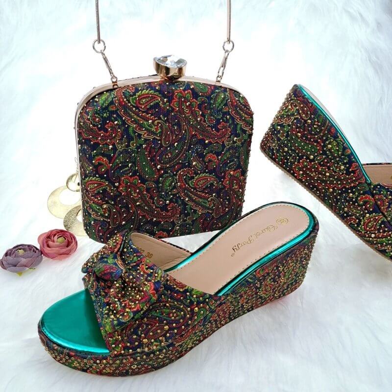 Comfortable Wedge Shoes Same Series Bag Suit $135.48 Dana Fashion Color: Green Size: 38 Women's shoes Product information: Lining material: printed cloth, microfiber Color: gold, black, green Heel height: high heels (6-8CM) Size: 39, 40, 41, 42, 38 Sole m
