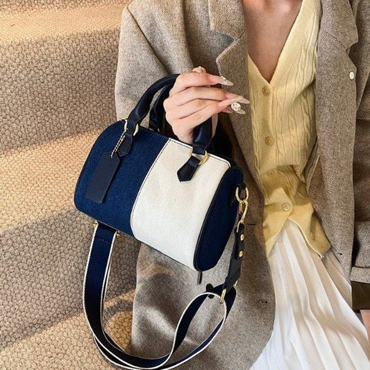 Commuter Handbag Shoulder Messenger Bag $25.99 Dana Fashion Color: Black With White Women's Bags Product information: Lining texture: Polyester Applicable scenarios: Daily matching Color: dark blue with light blue, blue with white, black with white, blue