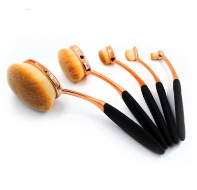 Cosmetic brush $9.51 Dana Fashion Color: Black quantity: 1pcs makeup About the product The most popular “toothbrush shaped” makeup brush tool with the latest fashionable design. Use on the face to apply,blend or contour multiple mediums. High quality synt
