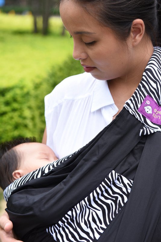 Cotton breathable sling baby carrier baby bag back pocket $128.37 Dana Fashion Color: Animal bird Style: Lightweight Baby & Mother Product category: strap / backpack Strap method: one shoulder Strap function: cross-arm type Maximum load: 14kg